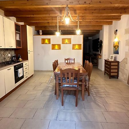 Casa Di Nonna Rosa Bed & Breakfast Canosa di Puglia Dış mekan fotoğraf